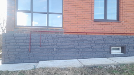 Цокольные панели